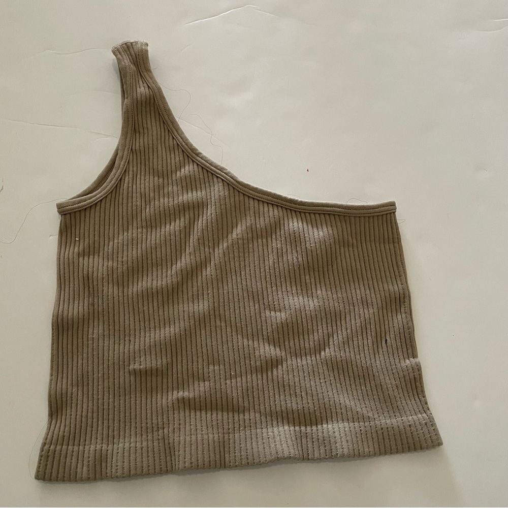One-Shoulder Ribbed Tan Top - Picture 2 of 3